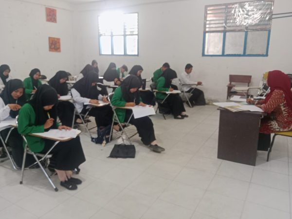 Kampus STAI Al-Hikmah Tanjungbalai Tengah Laksanakan UTS Ganjil Tahun Akademik 2025/2026